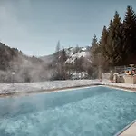 Aparthotel Alpenparks Premium Rehrenberg Ii 4*