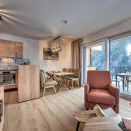 Aparthotel Alpenparks Premium Rehrenberg Ii