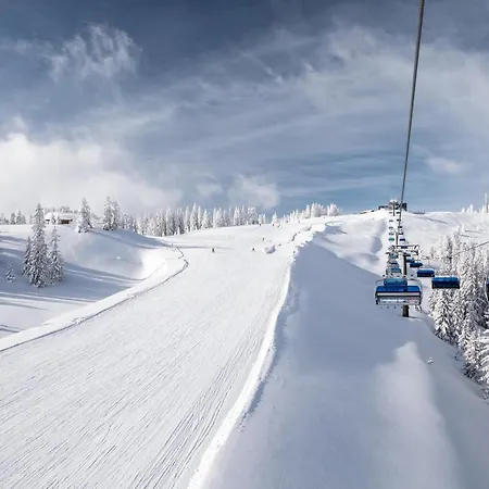 Alpenparks Premium Rehrenberg Ii *