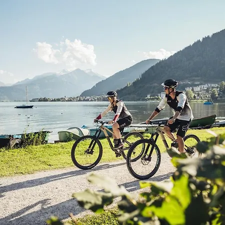Alpenparks Glemmrise شقة فندقية 4*