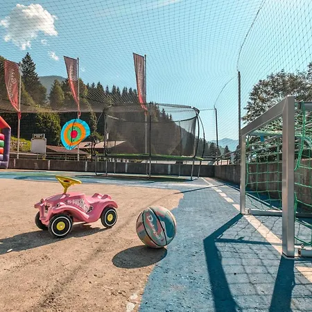 Aparthotel Alpenparks Premium Rehrenberg Ii 4*