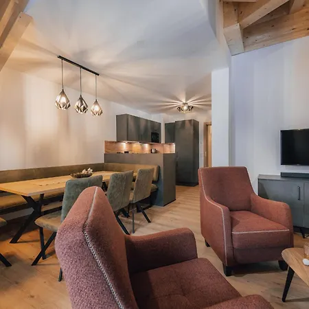 Aparthotel Alpenparks Premium Rehrenberg Ii